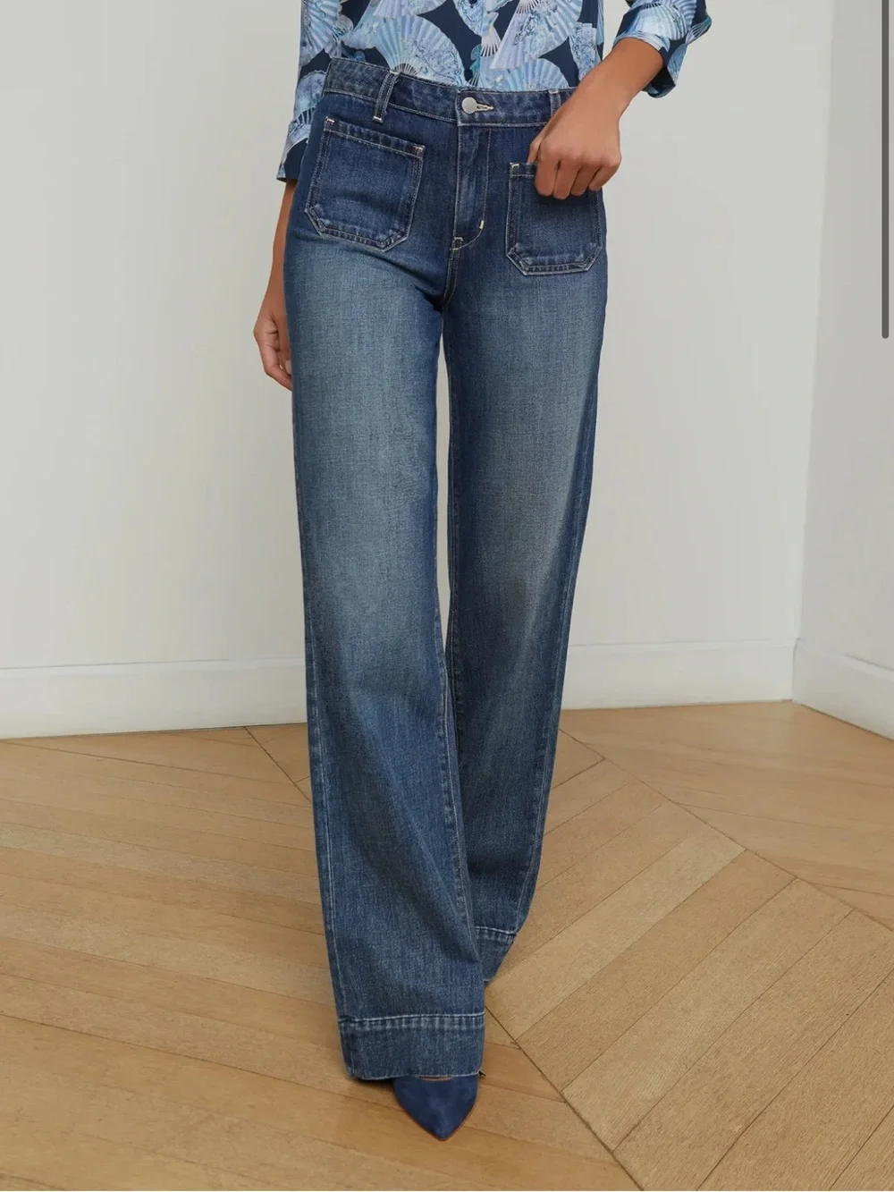 L'AGENCE Wide-Leg Jeans in Blue Wash size 26 with tags